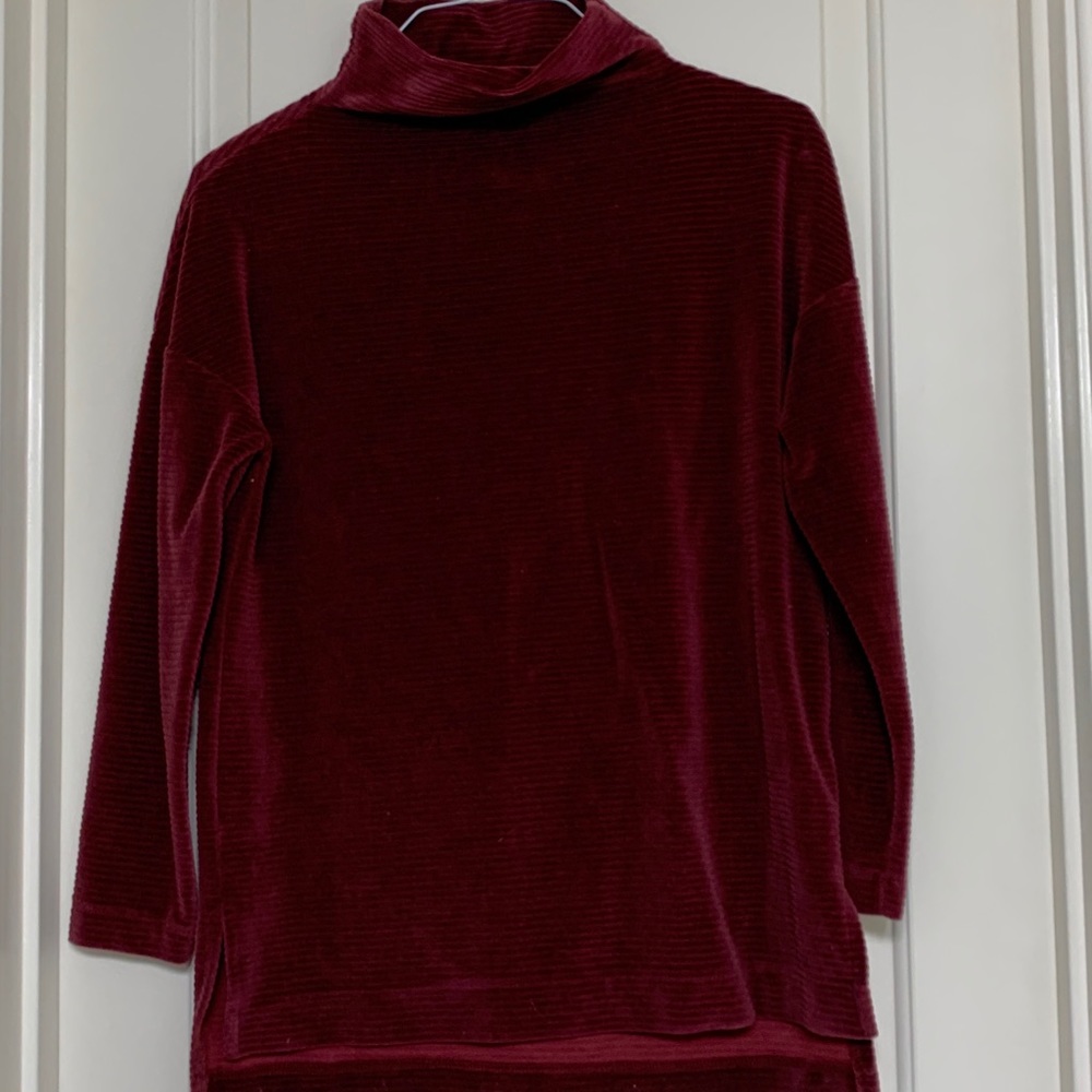 Dark red long sleeve